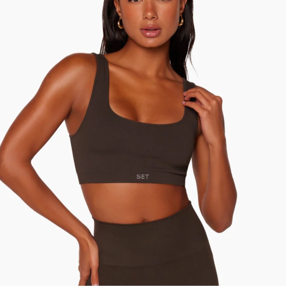 SET ACTIVE bra and shorts size small in mocha
